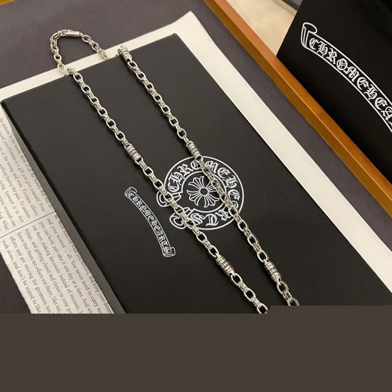 Ch**me He**ts necklaces